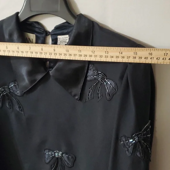Vintage Nilani Black Long Sleeve Satin Blouse with Beaded Bows Sz 2 - Picture 8 of 12